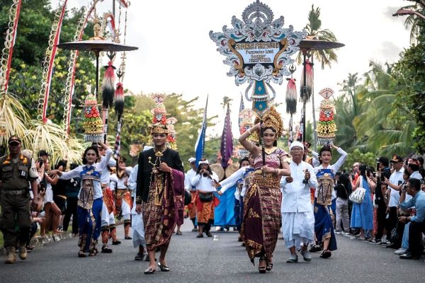 “Bali Street Carnival” Perkenalkan Budaya Bali pada World Water Forum ke-10