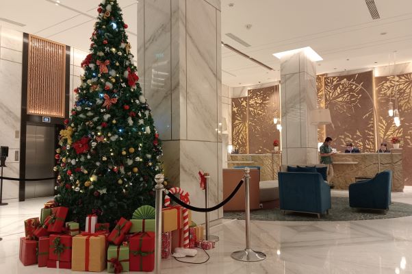 Kemeriahan Natal dan Tahun Baru di DoubleTree by Hilton Jakarta Bintaro Jaya