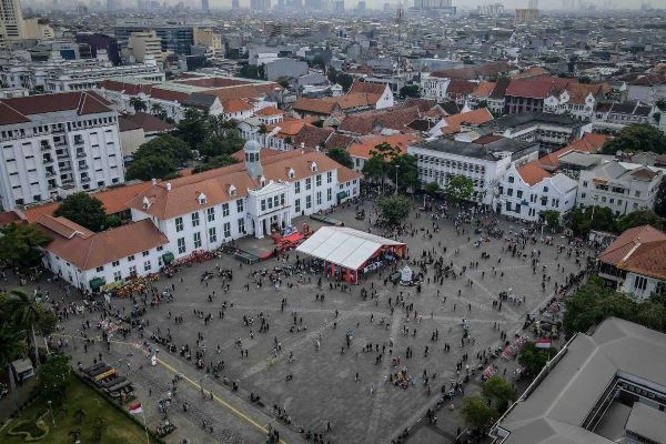 Kemenpar, Pemprov DKI dan Artha Graha Peduli  Gelar Gerakan Wisata Bersih di Kota Tua Jakarta